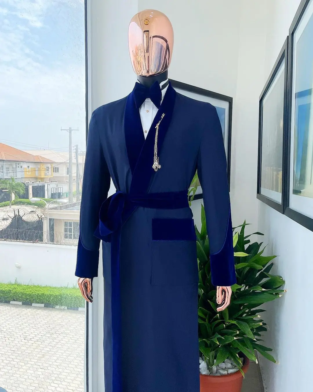بدلة رجالية زرقاء ملكية مصممة  - مراجعة Formal Wear For Men In Wedding وسعره